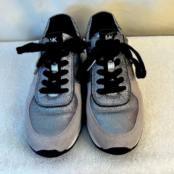 EUC MICHAEL Michael Kors size 7 Allie Trainer Sparkle Metallic - Picture 2 of 8